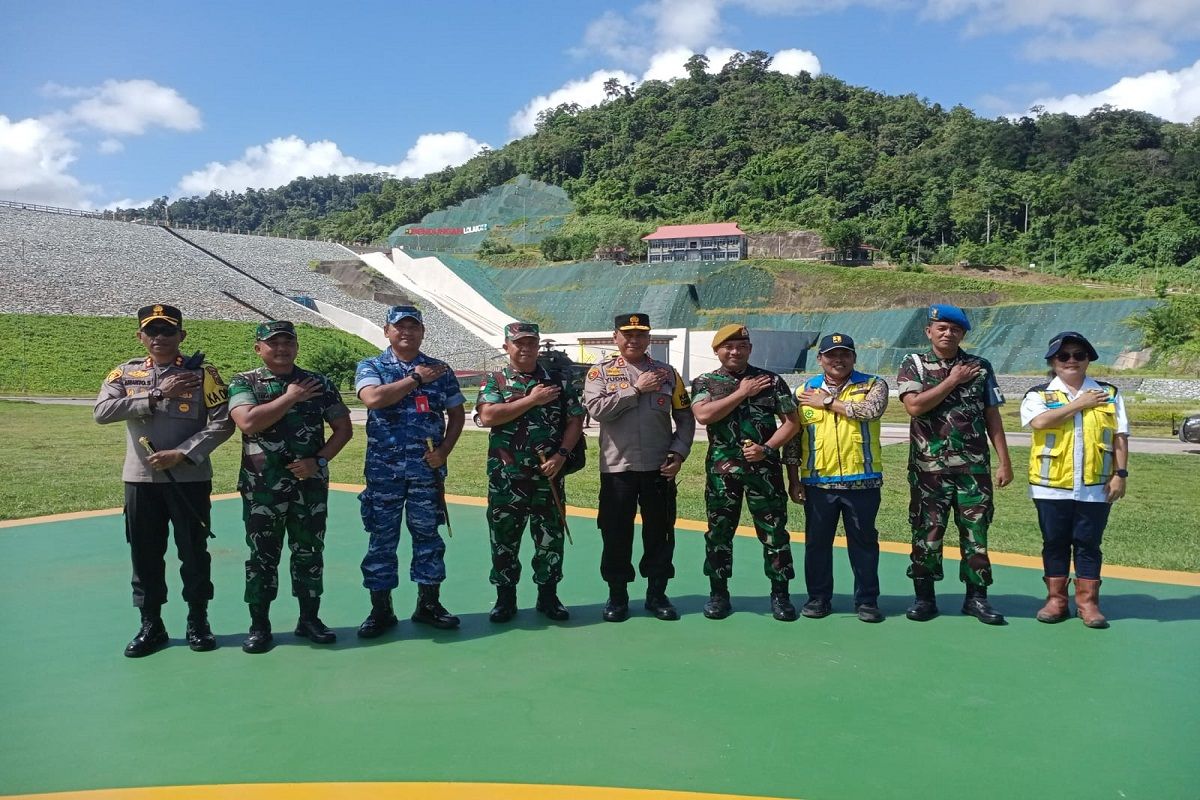 Kapolda Sulut dan pejabat TNI cek kesiapan kunker Presiden ke Bendungan Lolak