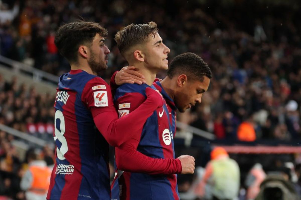 Barca geser Girona, Atletico Madrid seri