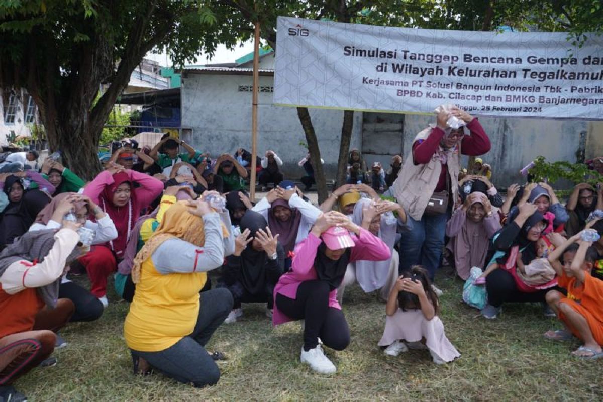 Simulasi tanggap bencana tsunami di Cilacap