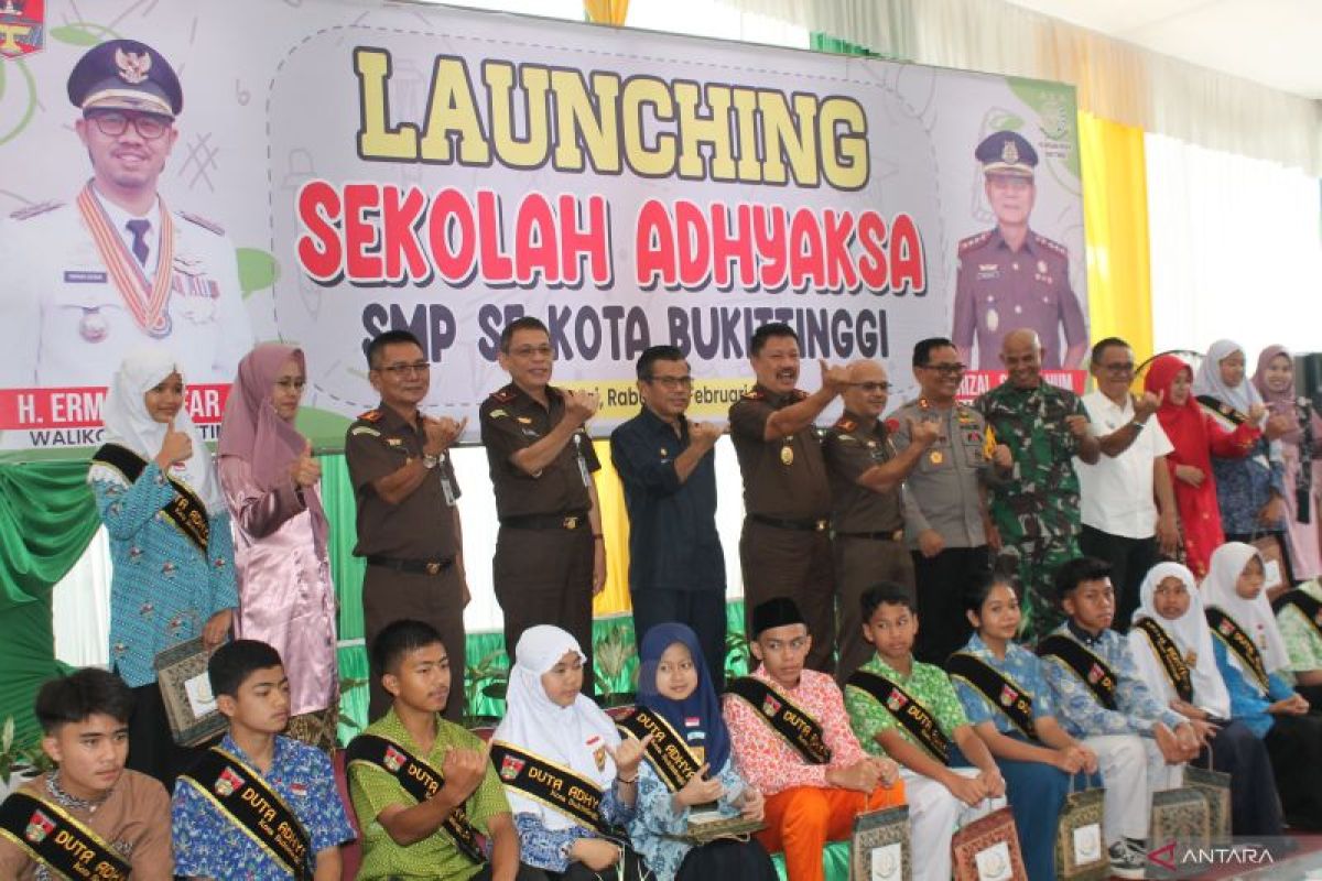 Kejari Bukittinggi luncurkan Sekolah Adhyaksa untuk pelajar kenali hukum