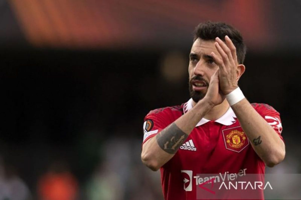 Bruno Fernandes perpanjang kontrak dengan MU hingga 2027