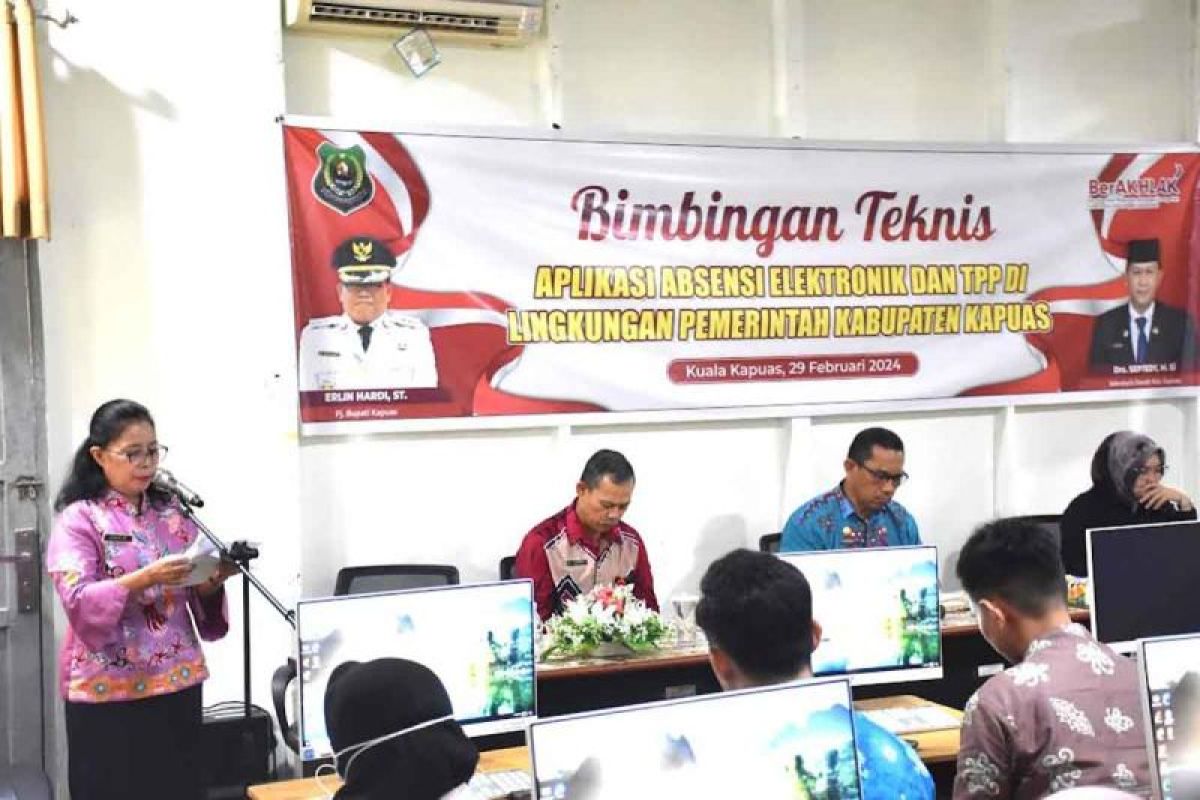 Pemkab Kapuas gelar bimtek penggunaan absen elektronik dalam aplikasi TPP