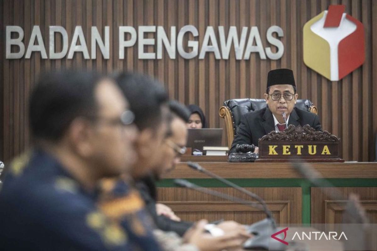 Bawaslu putuskan Zulkifli Hasan langgar administrasi Pemilu 2024