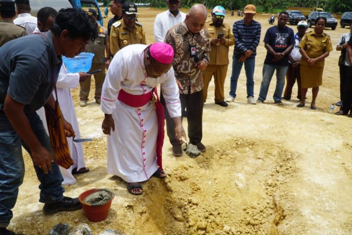 Kemensos RI bangun 72 unit rumah bagi umat Katolik di Kota Jayapura