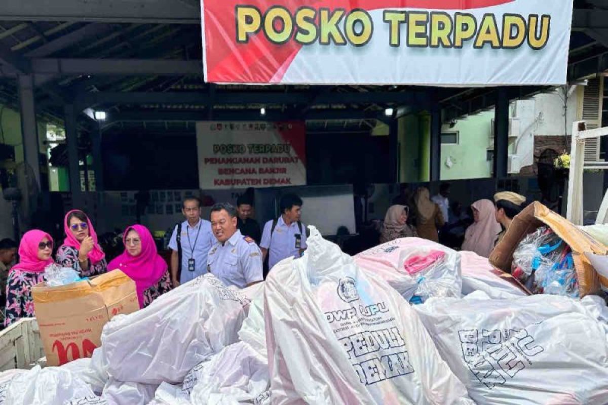 Korban banjir Demak, Jateng, peroleh bantuan