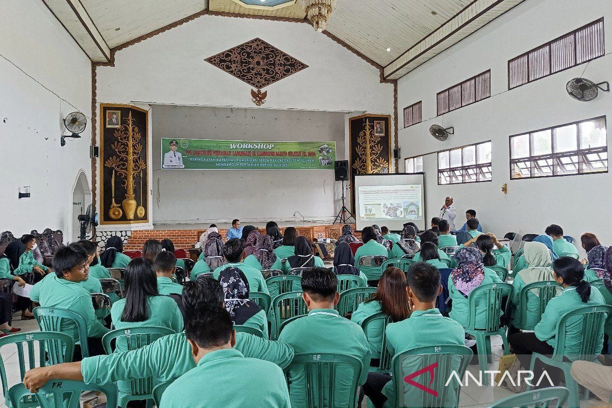 Pemkab Barito Selatan tingkatkan wawasan 98 penyuluh pertanian