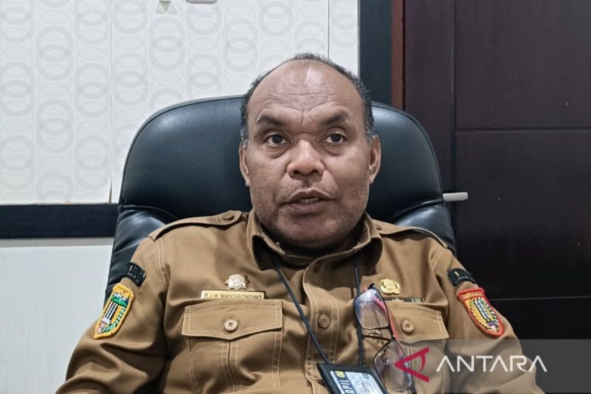 Disdukcapil Kota Jayapura ajak warga manfaatkan mesin ADM