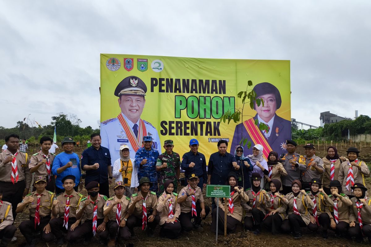 Menteri Lingkungan Hidup Hanif Faisol bawa segudang pengalaman hadapi isu lingkungan