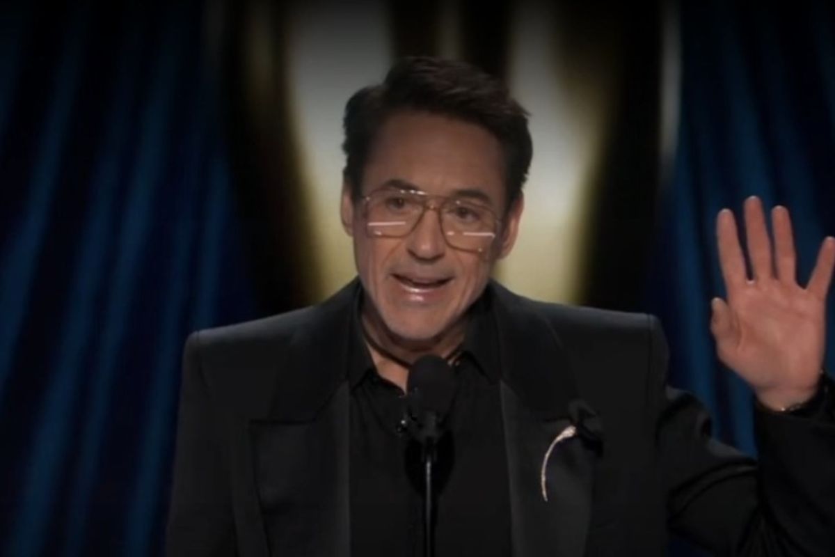 Robert Downey Jr raih Piala Oscar pertamanya pada Academy Awards