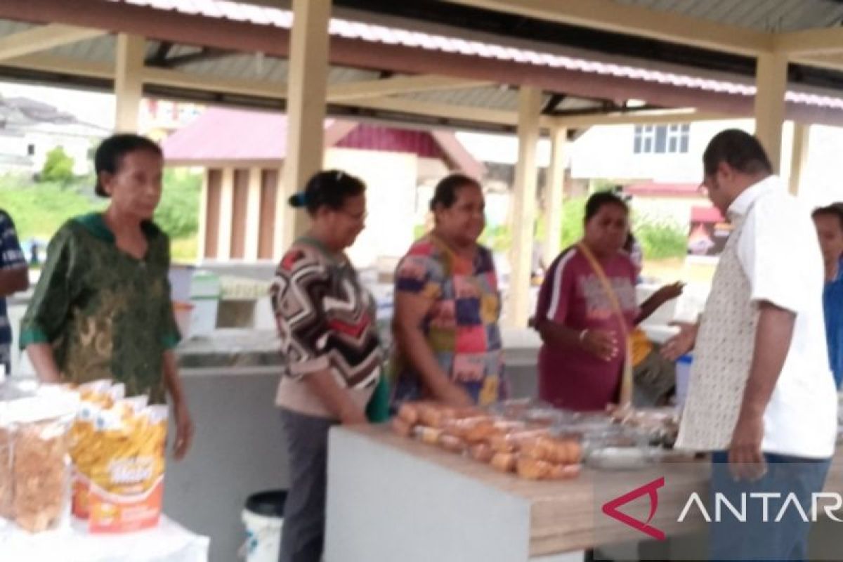 Pemkab Biak Numfor minta pedagang pasar kuliner perhatikan higienis makanan