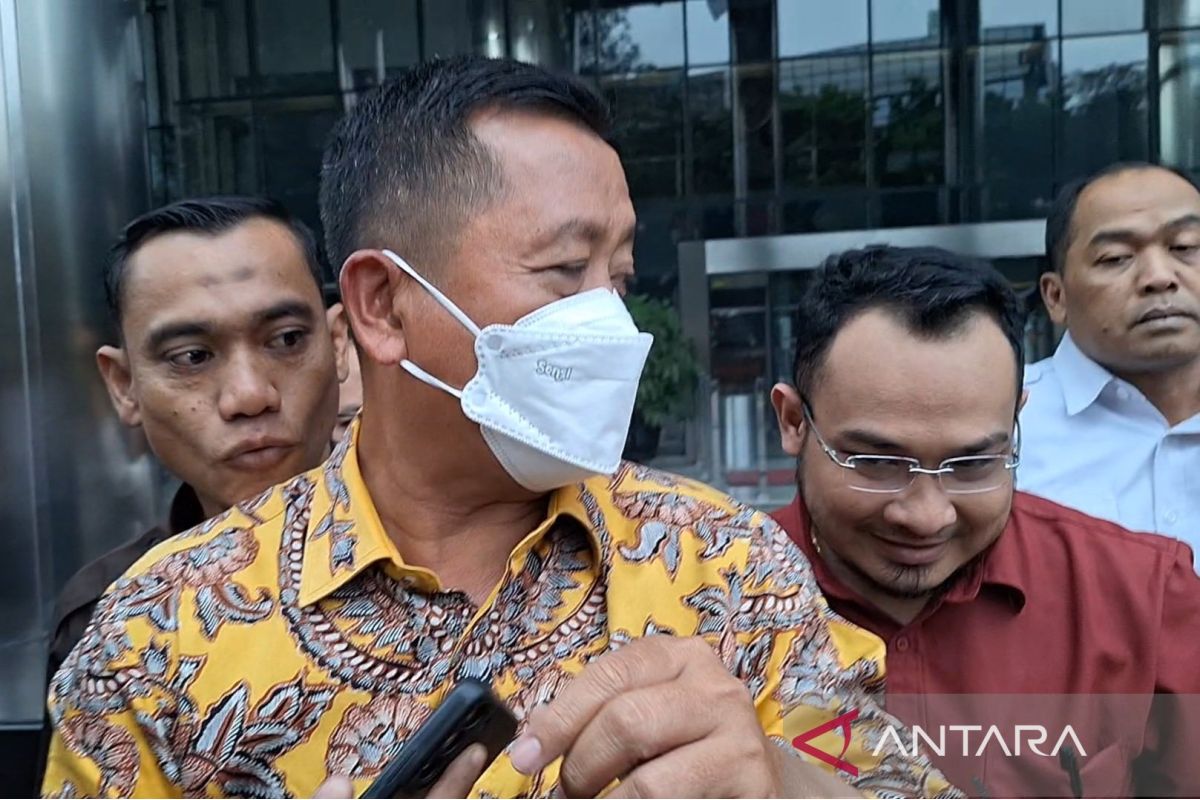 Sekda Bandung Ema Sumarna jadi  tersangka KPK