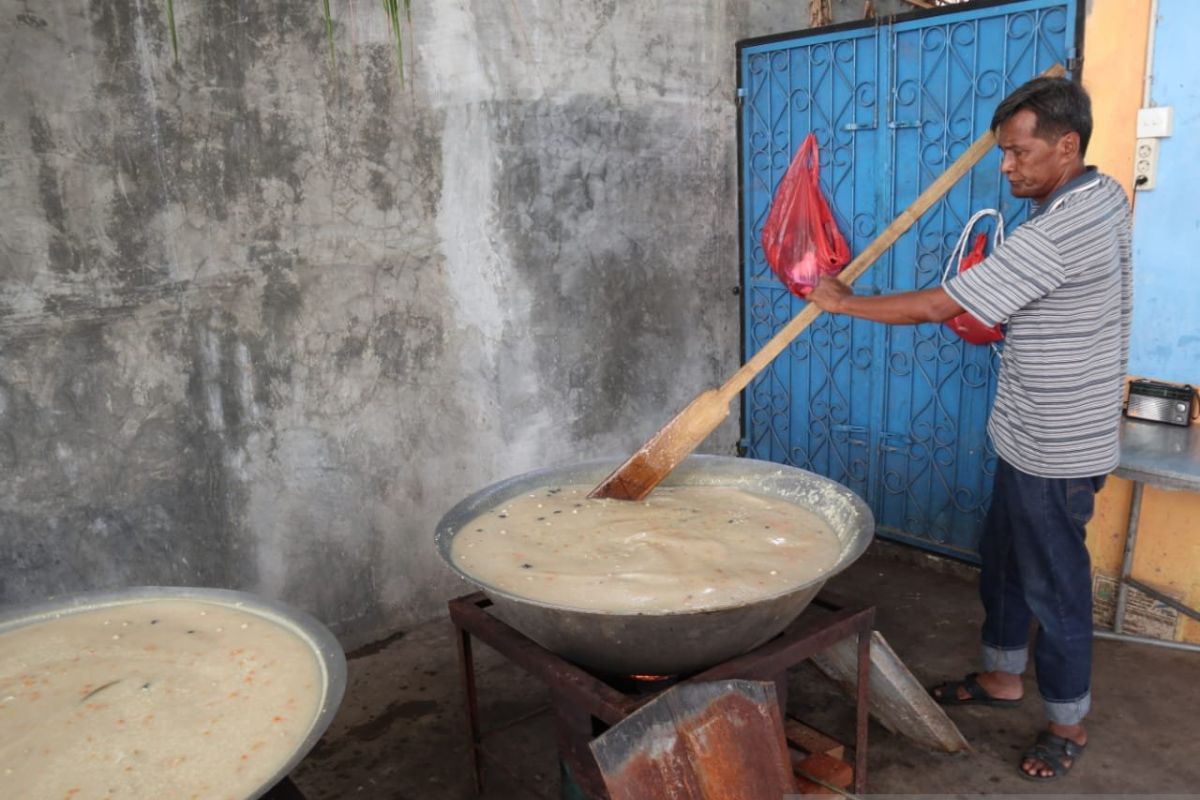 Melihat tradisi berbagi kanji rumbi untuk menu berbuka di Aceh