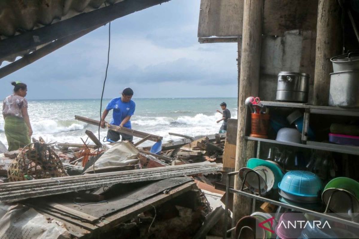 BMKG minta masyarakat waspadai potensi banjir rob di NTB