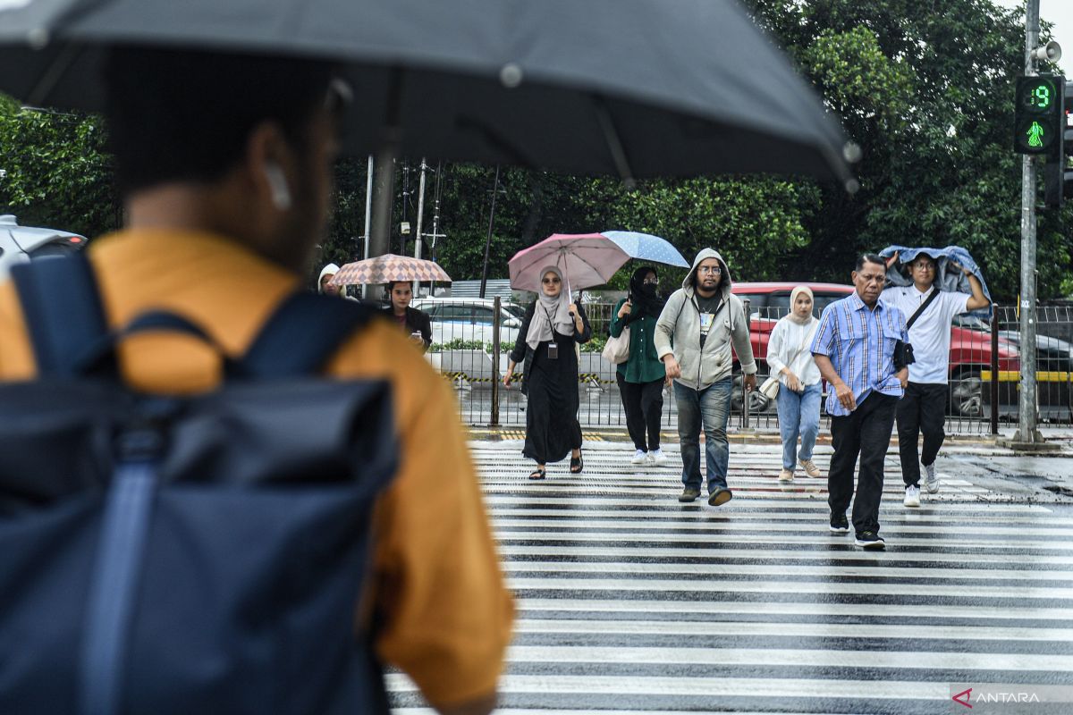 Info BMKG prakirakan hujan ringan terjadi di Jakarta