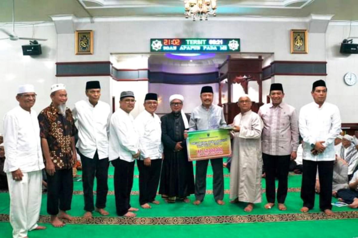 Kajati Sumbar safari Ramadhan ke masjid Jihad Padang Panjang