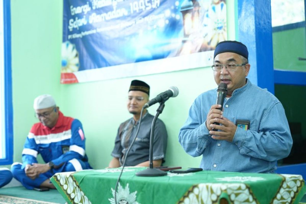 Kilang Cilacap salurkan Rp65 juta untuk operasional masjid dan mushalla