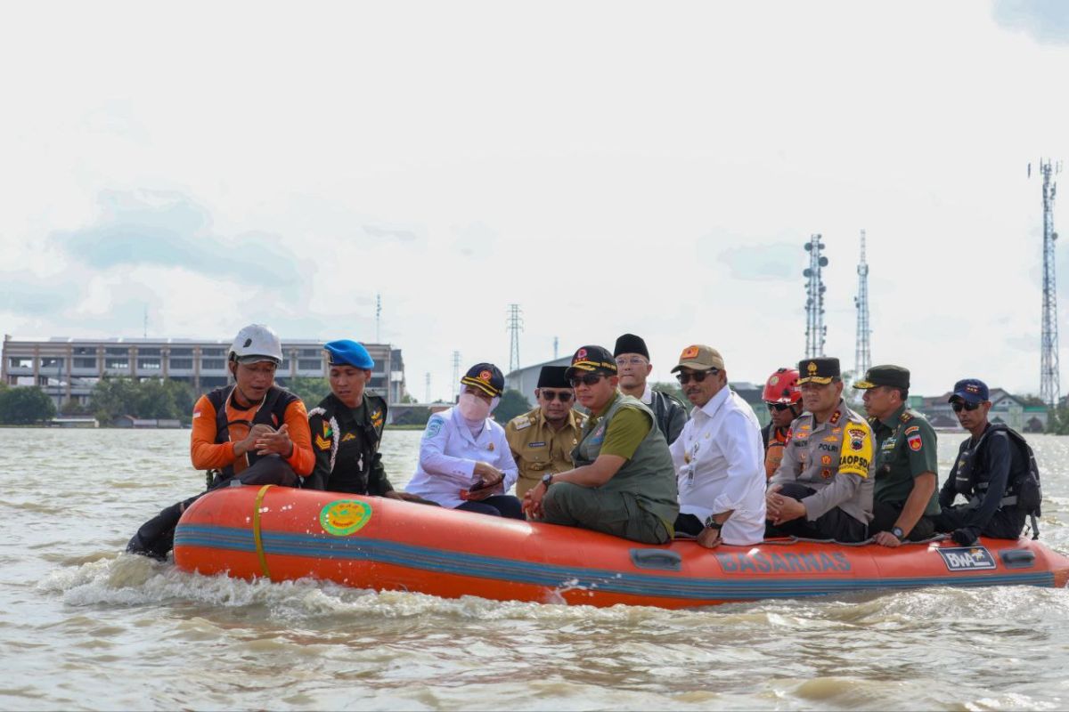 Pj Gubernur Jateng minta seluruh tanggul sungai  dievaluasi