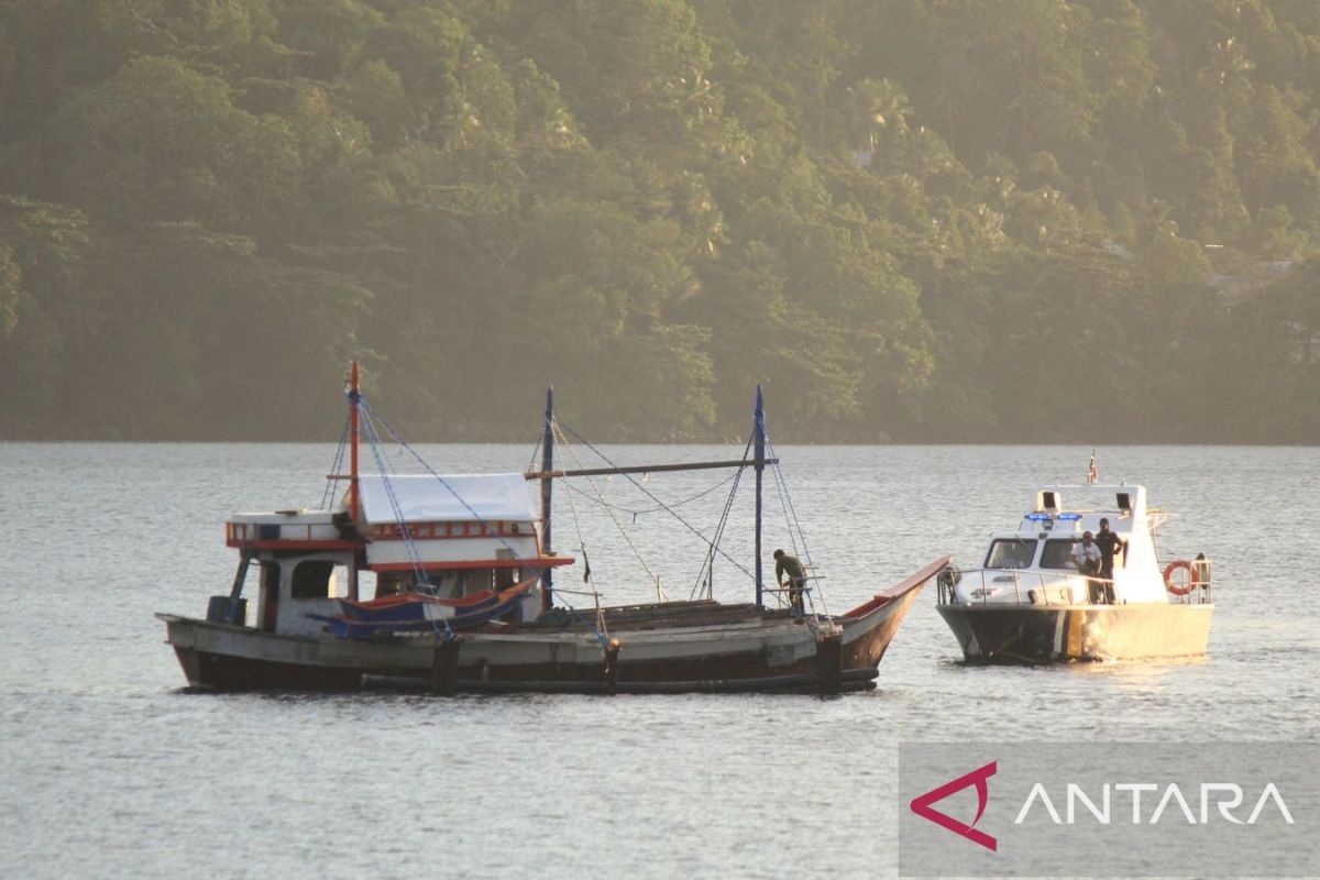 Kapal ikan Filipina yang rugikan negara Rp1,4 miliar di tangkap KKP