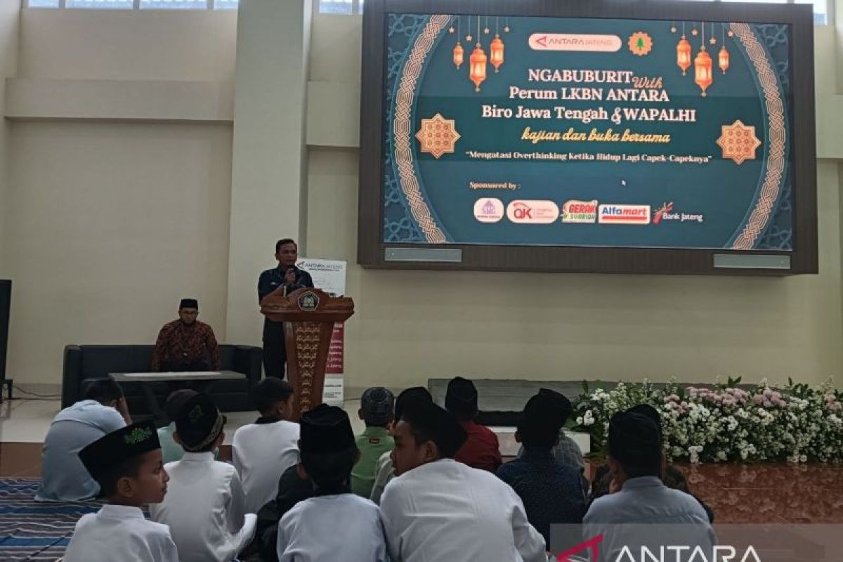 ANTARA Jateng - Wapalhi Polines ajak anak yatim berbuka puasa bersama