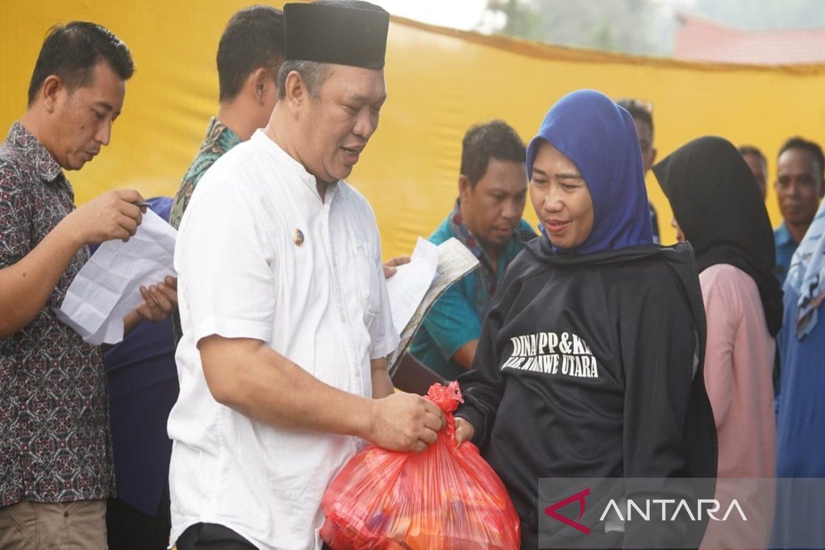 Pemkab Konut gelar pasar murah Ramadhan Berkah