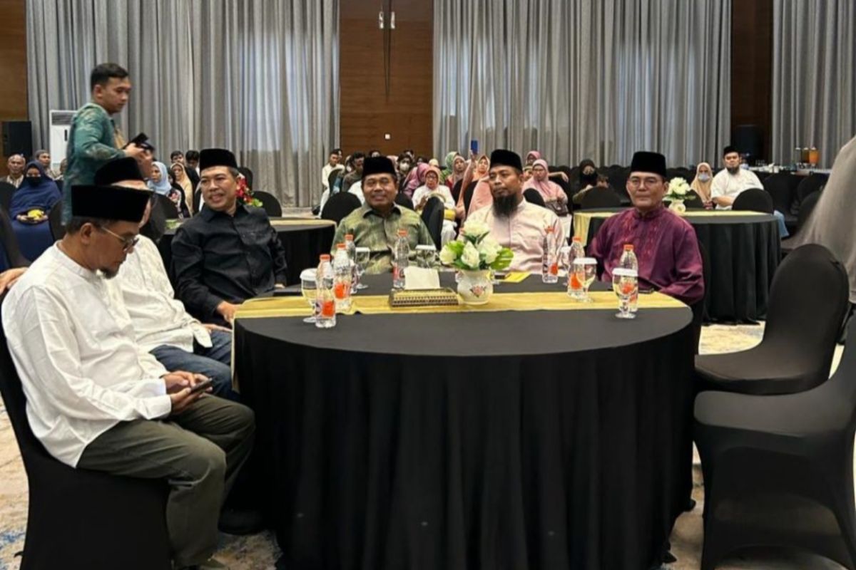 Buka bersama IKMKB, Bupati Bengkalis paparkan rencana pembangunan jembatan Pulau Sumatera