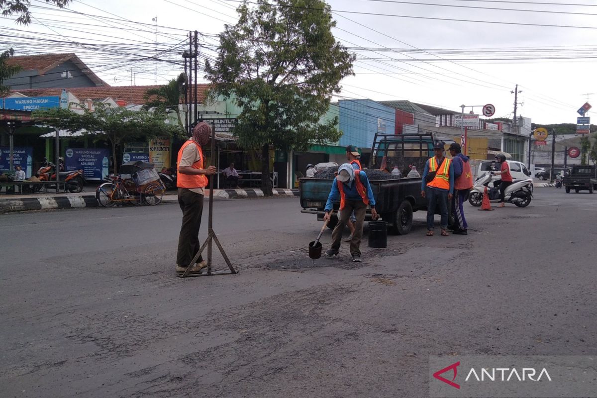 Usai kebanjiran, Pemkab Kudus fokus perbaiki jalan rusak