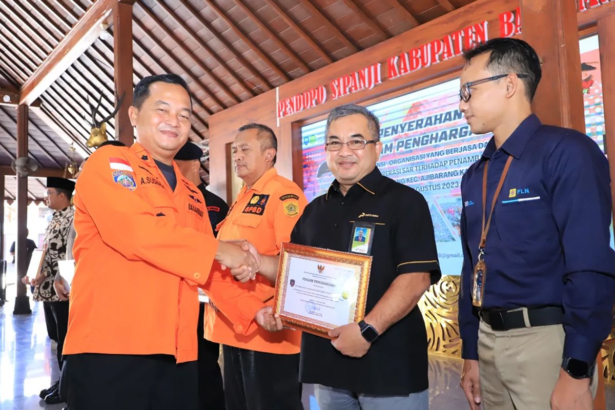 Sigap dukung operasi SAR di Ajibarang, Kilang Cilacap terima penghargaan