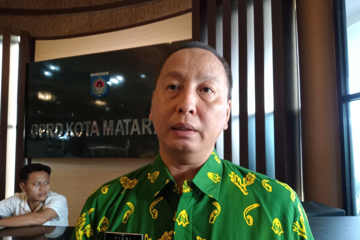 Nelayan di Mataram diimbau adaptif pada potensi gelombang pasang