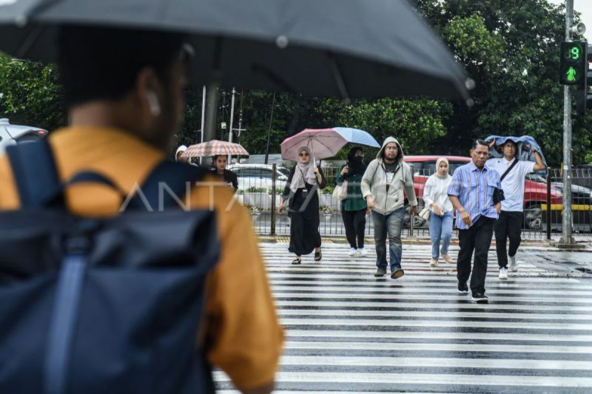 BMKG : Sebagian wilayah Indonesia masih berpotensi hujan lebat