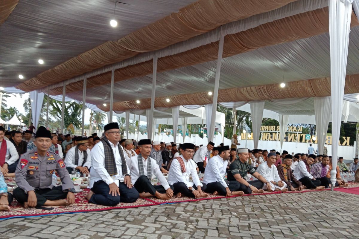 Pemkab Solok Selatan gelar buka puasa bersama masyarakat