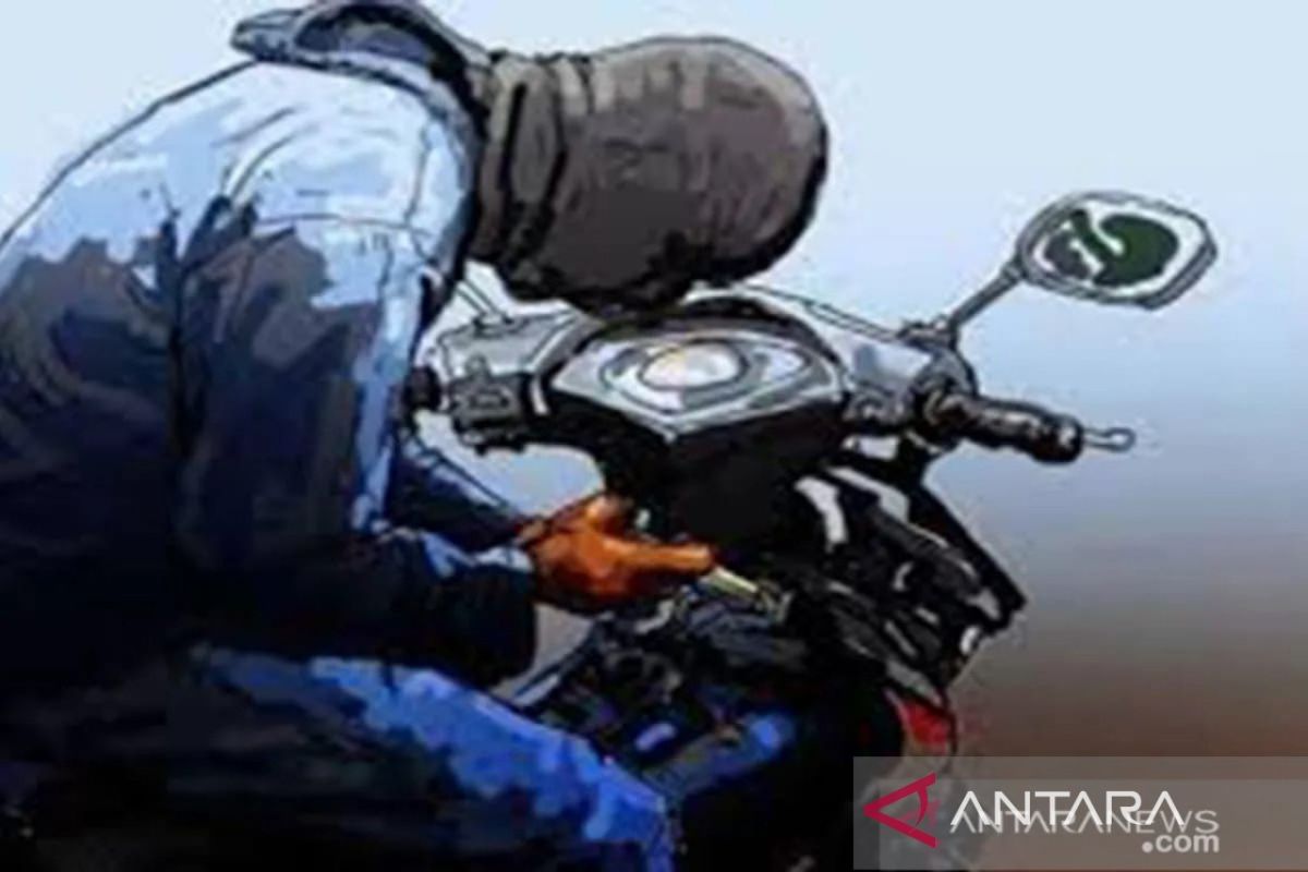 Komplotan spesialis pencuri motor di Jakbar diburu polisi