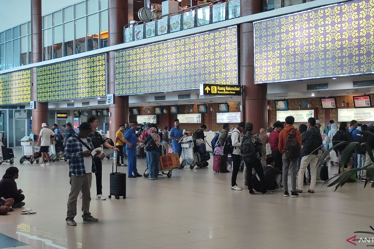 Bandara SSK II Pekanbaru akan pindah ke Siak, ini tanggapan Bupati