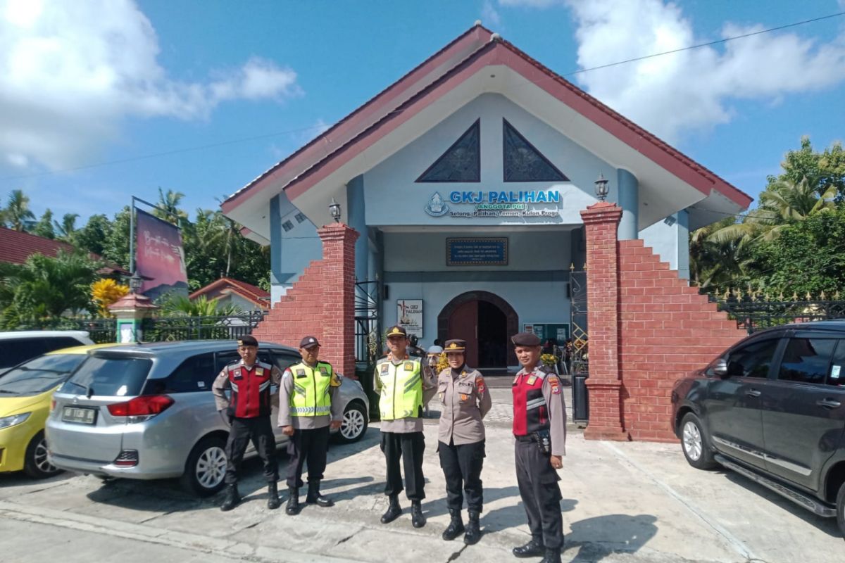 Polres Kulon Progo menempatkan personel di gereja jaga keamanan Paskah