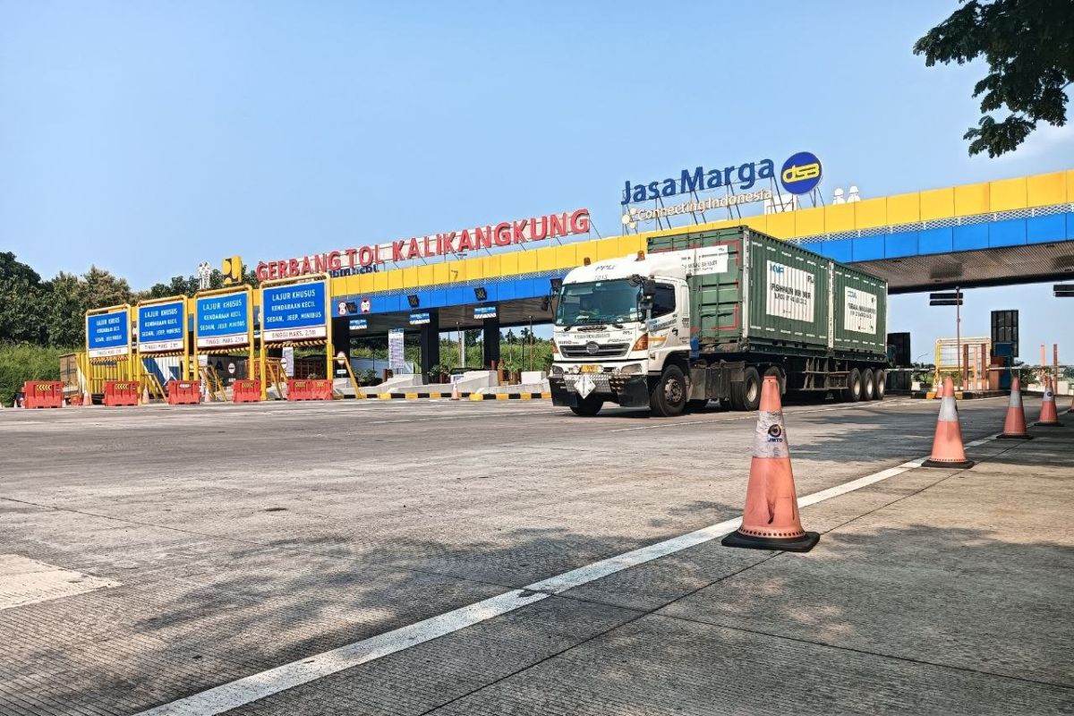 Jasamarga  Semarang Batang tambah 80 personel per hari layani pemudik