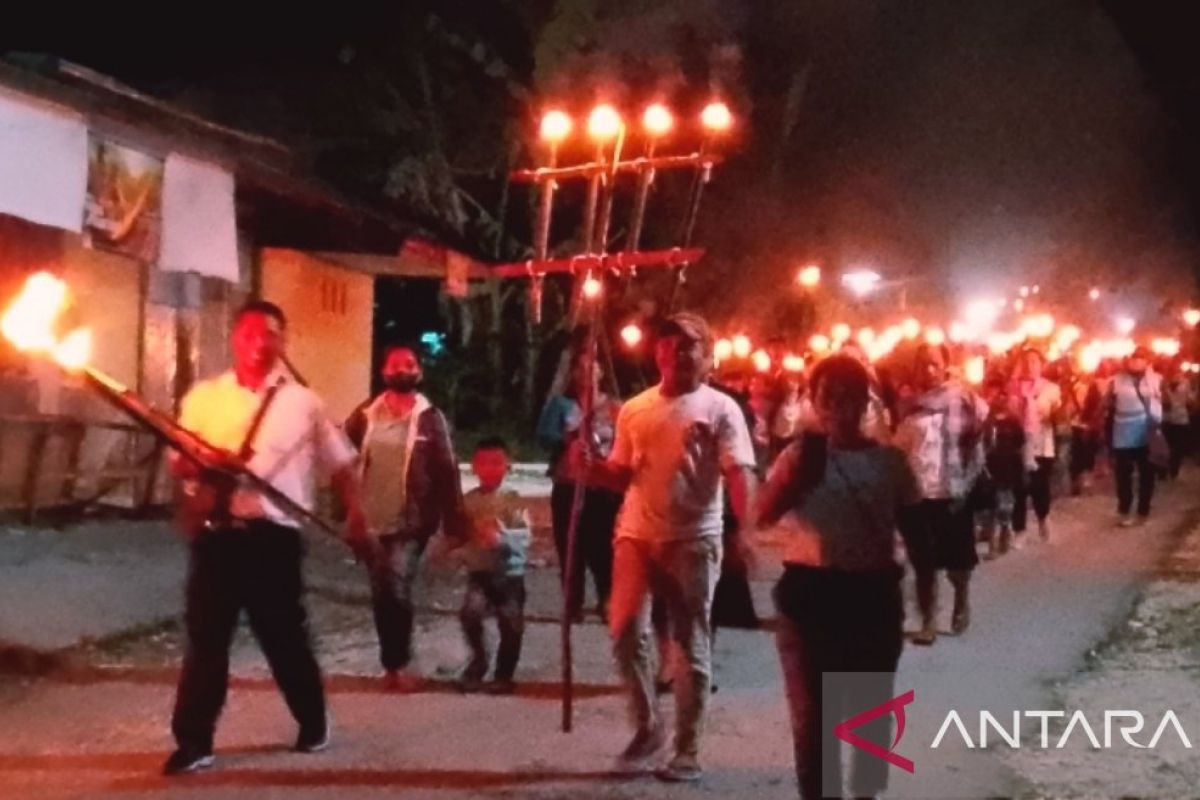 Pawai Fajar Paskah Biak berlangsung kondusif