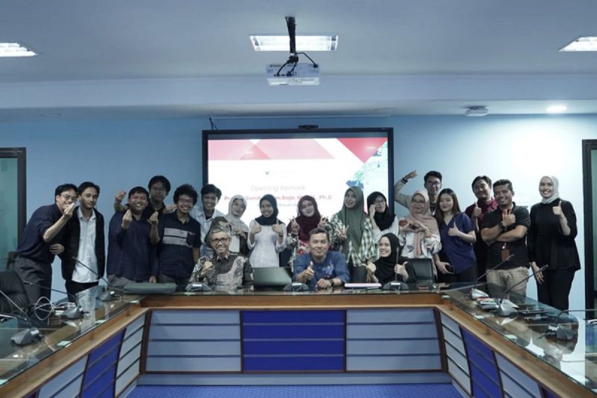 The International Office Holds the Re-Entry Education and Resources Transitioning Program for Awardees of the 2023 IISMA