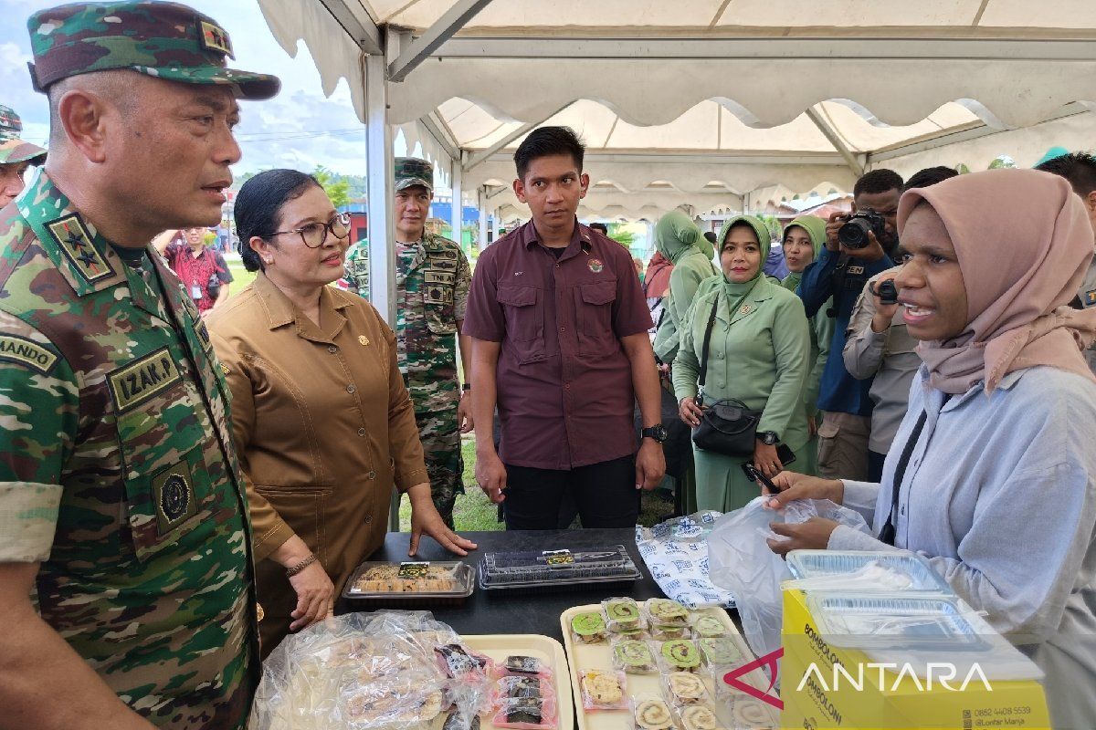 Pangdam XVII/Cenderawasih: Bazar bantu warga penuhi kebutuhan Idul Fitri