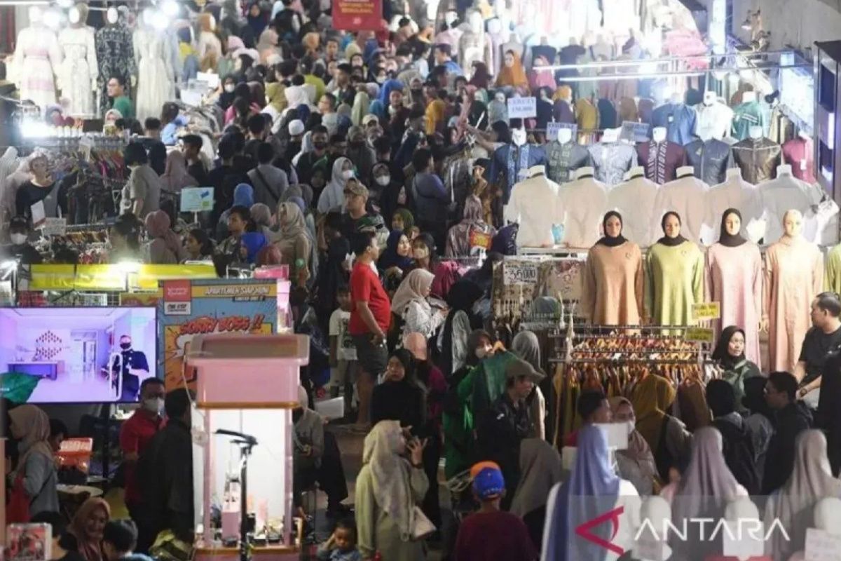 Jelang Lebaran, 54 ribu orang kunjungi Pasar Tanah Abang