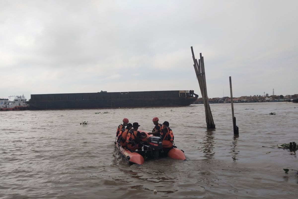 Basarnas temukan Endut, korban ledakan  kapal jukung di Sungai Musi