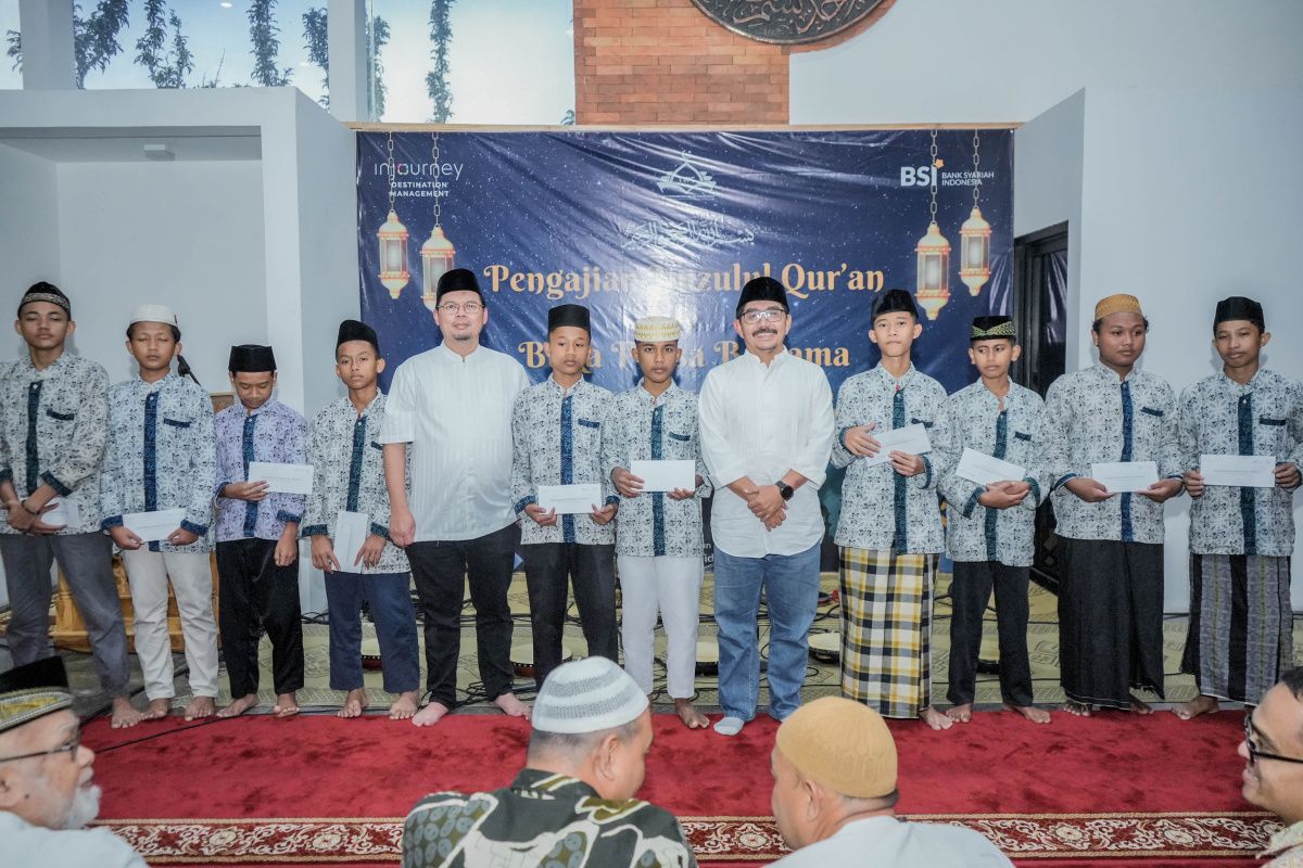 TWC santuni 50 anak yatim-piatu di Prambanan Sleman