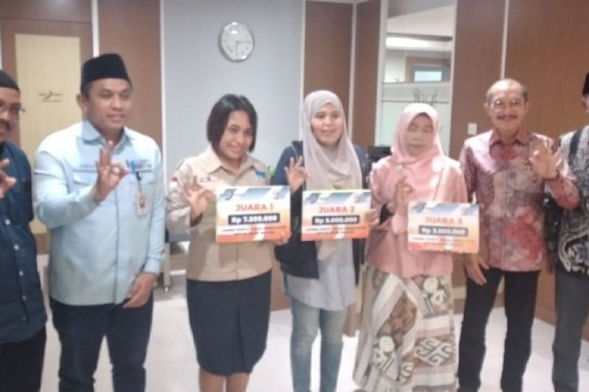 PT. Bank Nagari menggelar buka puasa bersama, serahkan santunan dan hadiah lomba