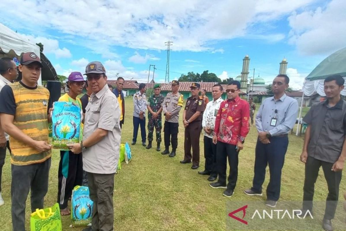 Pemkab Sukamara tingkatkan pasar murah cegah risiko sosial