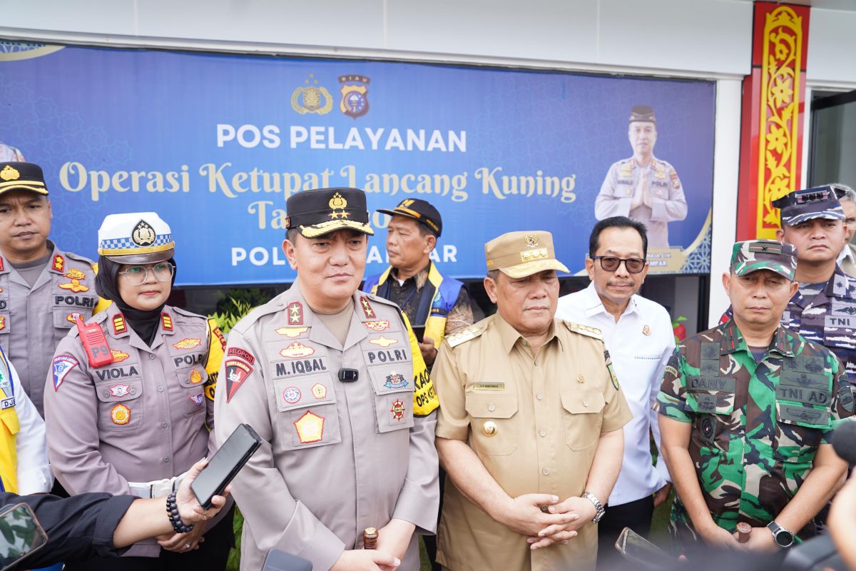 Petinggi Riau tinjau arus mudik di Tol Bangkinang-Pekanbaru