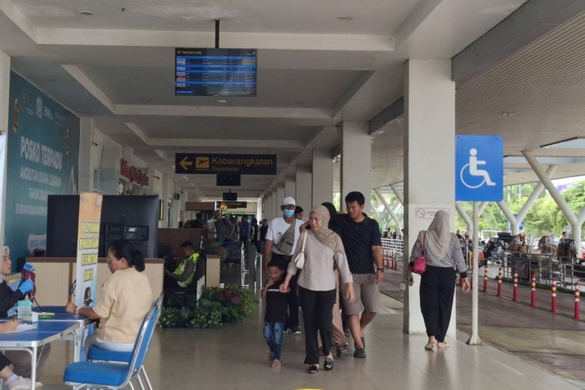 Penerbangan di Bandara Radin Inten pada puncak mudik berjalan lancar