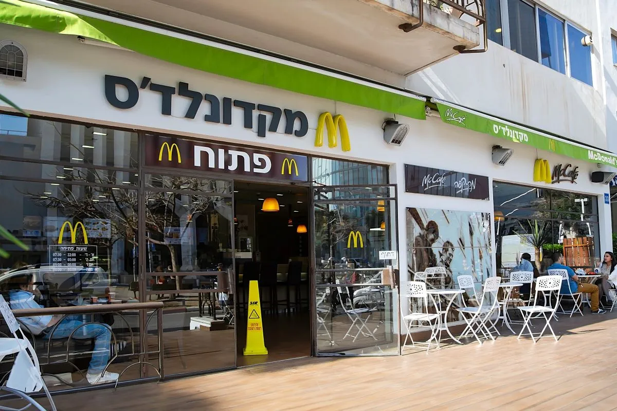 Ditengah Seruan Boikot, McDonald’s Malah Beli 225 Restoran Israel