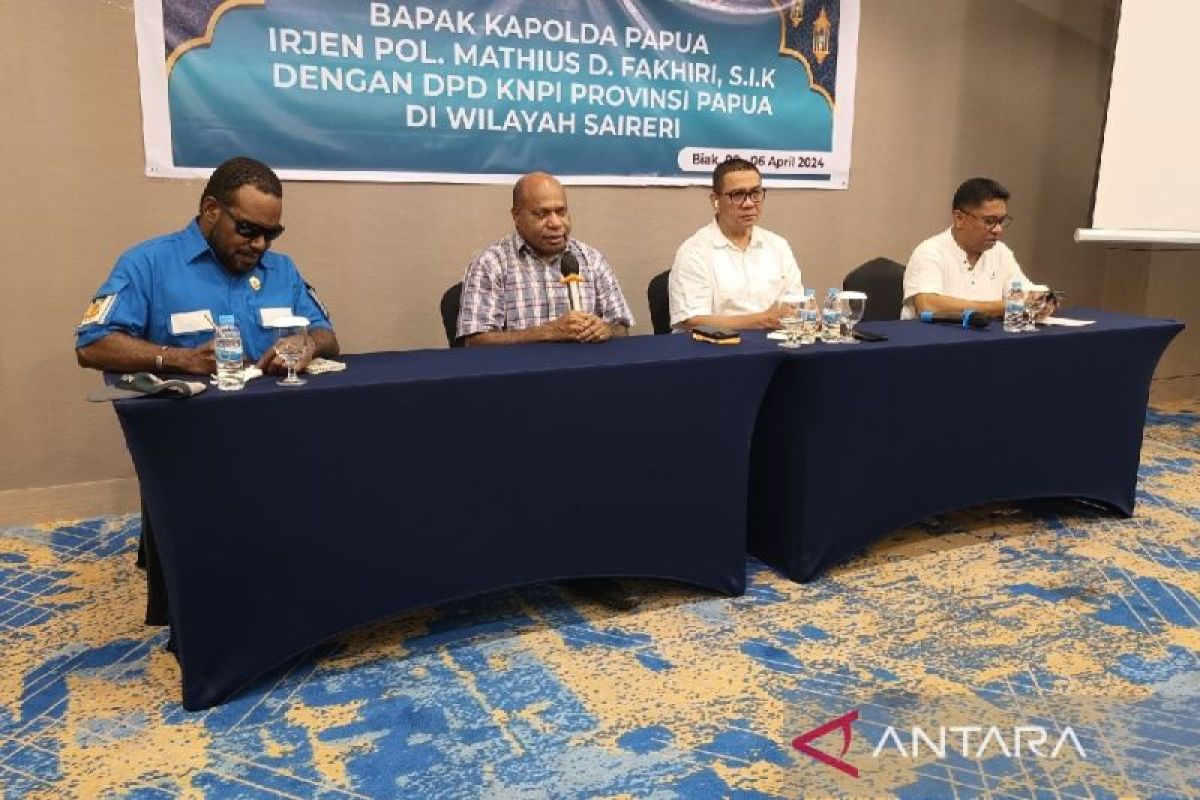 Kapolda Papua ajak pemuda Saireri menjaga keutuhan NKRI