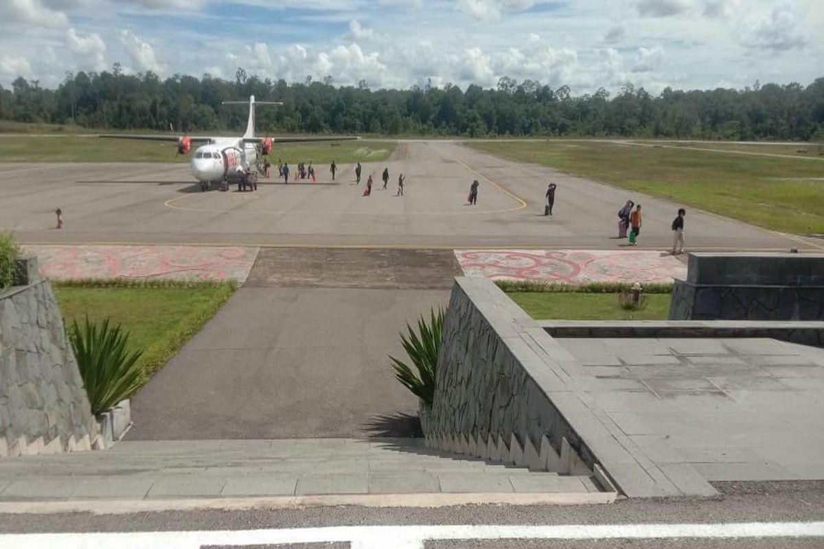 Arus mudik  pesawat Muara Teweh - Banjarmasin mulai ramai