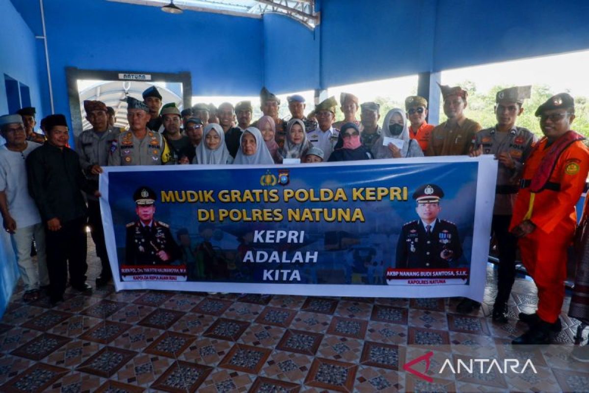 Polres Natuna beri tiket kapal gratis kepada pemudik