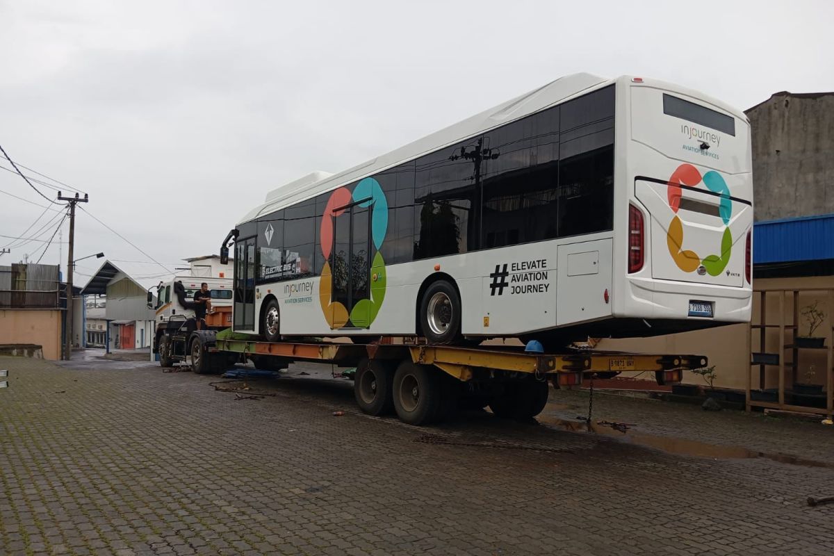 Catat, ada bus listrik ramah lingkungan di Bandara Soetta