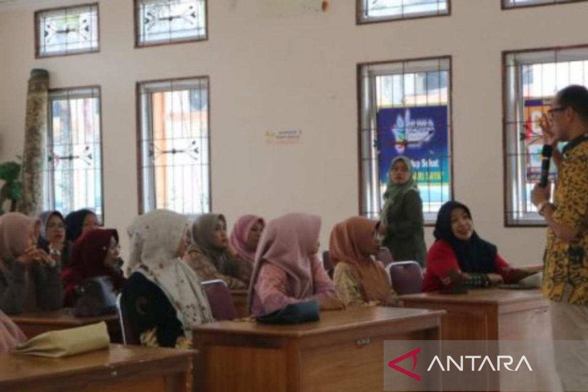 Dinkes Solok ajak masyarakat lakukan tes IVA dan sadanis